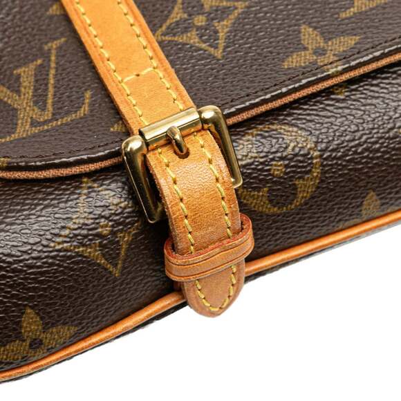 LOUIS VUITTON Authentic Brown Monogram Leather Pochette Hobo Bag